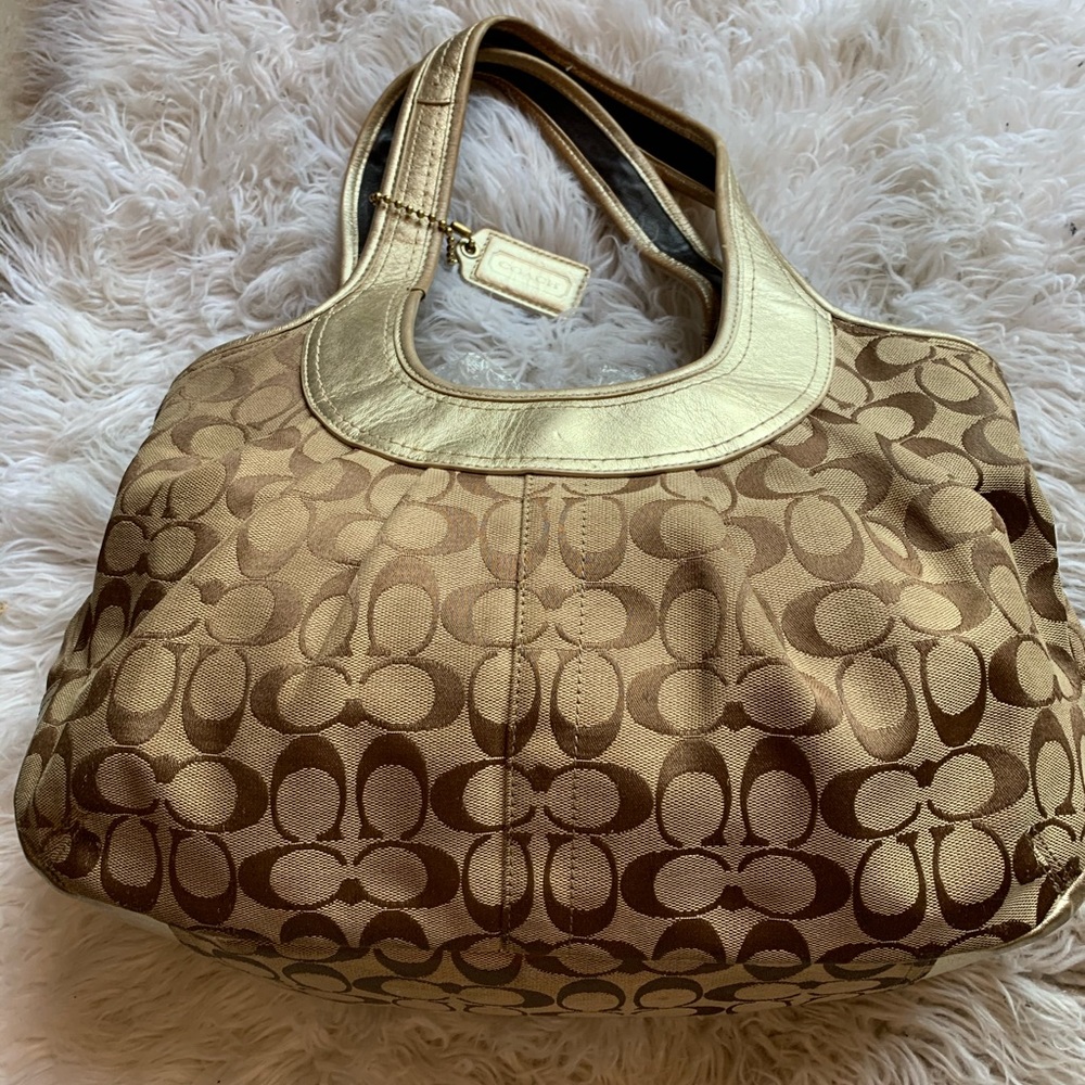 Shoulder bag